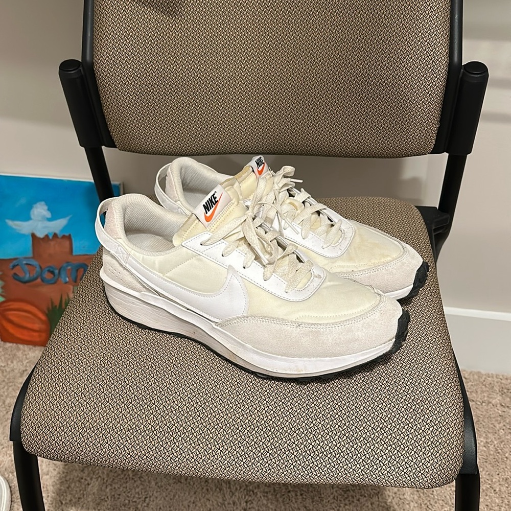 Nike Waffle Debut